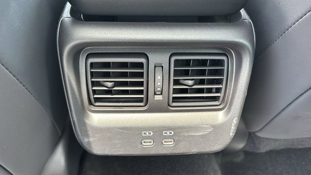 Used 2023 Toyota Crown Platinum image 30