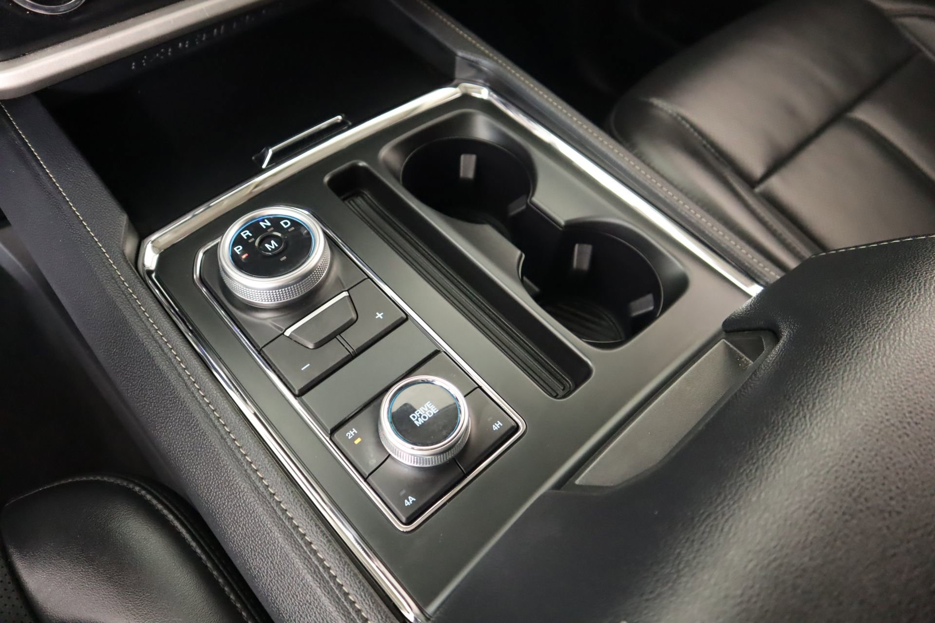 Used 2024 Ford Expedition Max XLT AWD/4WD image 9