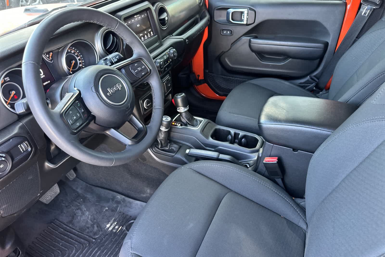 Used 2023 Jeep Wrangler Sport AWD/4WD image 13