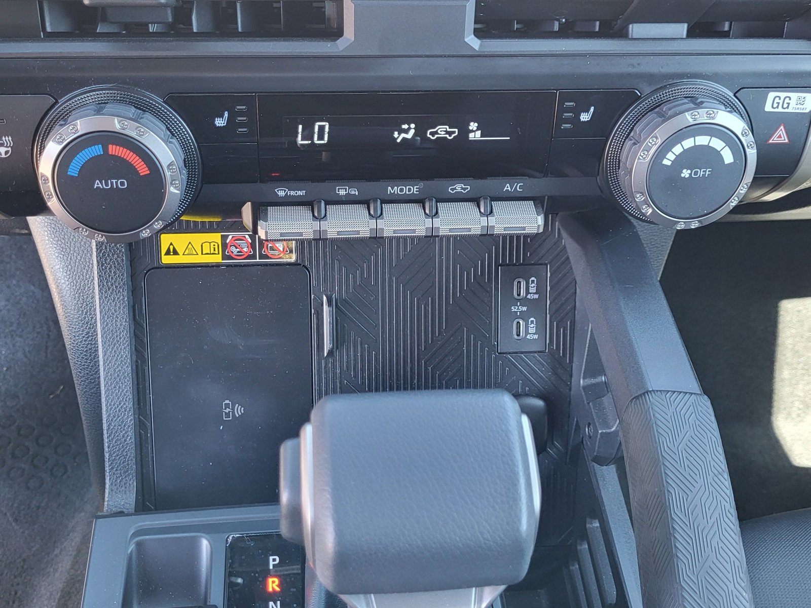 Certified 2025 Toyota Tacoma SR5 image 30