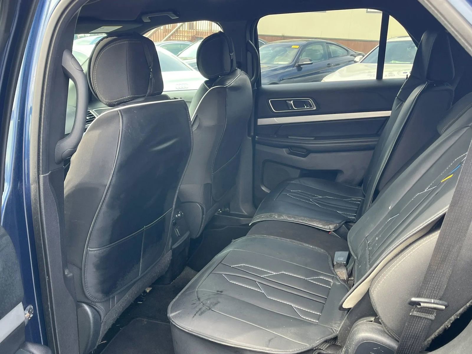 Used 2017 Ford Explorer XLT FWD image 11