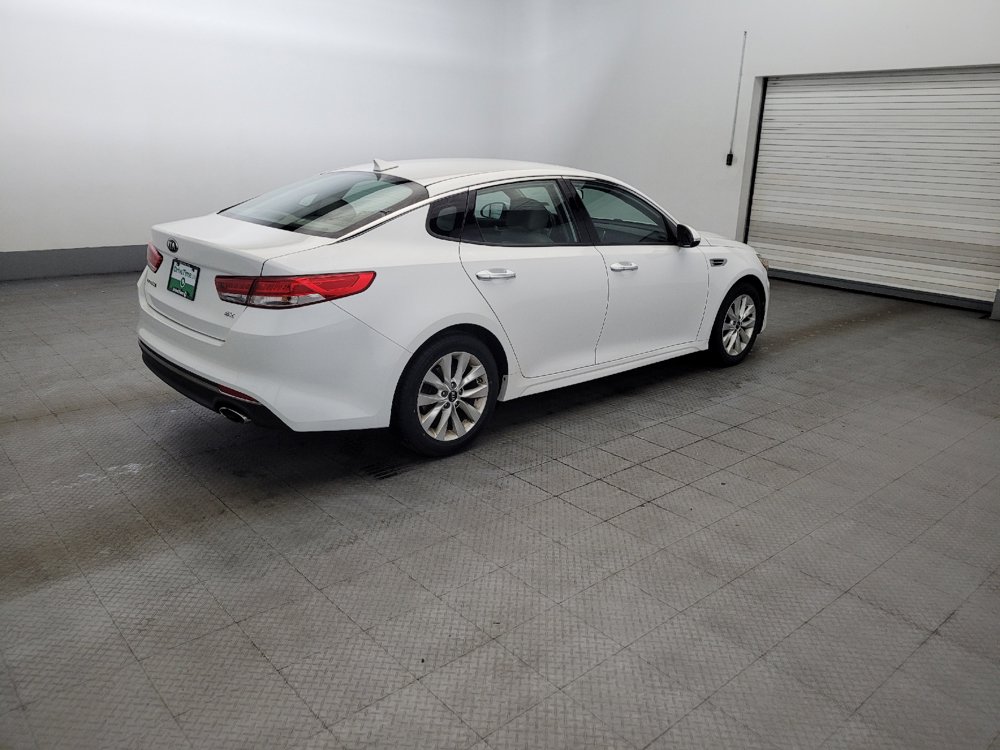 Used 2017 Kia Optima EX FWD image 10