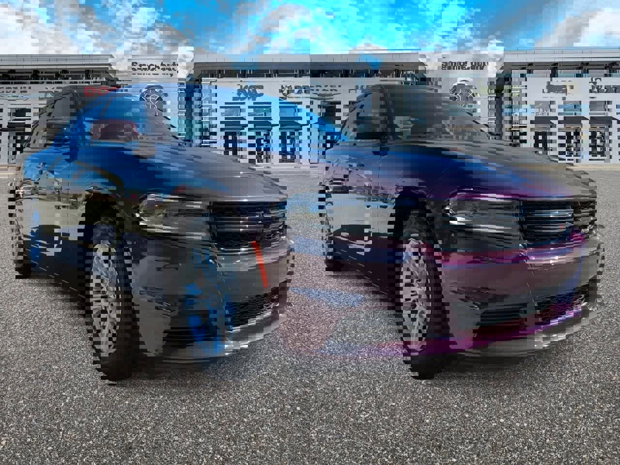 Used 2021 Dodge Charger SXT image 2