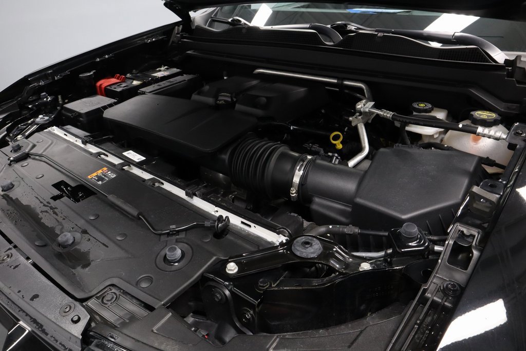 Used 2024 Chevrolet Colorado ZR2 w/ ZR2 Convenience Package III image 14