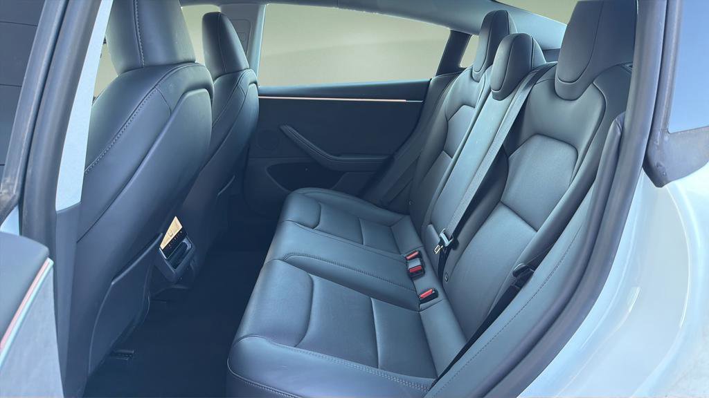 Used 2025 Tesla Model 3 Long Range AWD/4WD image 19