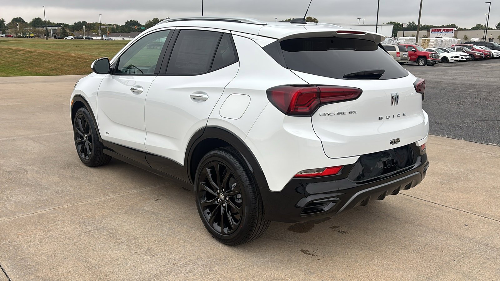 New 2026 Buick Encore GX Sport Touring w/ Comfort Package image 7