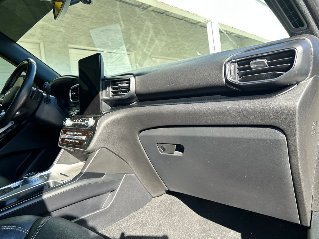 Certified 2021 Ford Explorer ST w/ Equipment Group 401A image 16