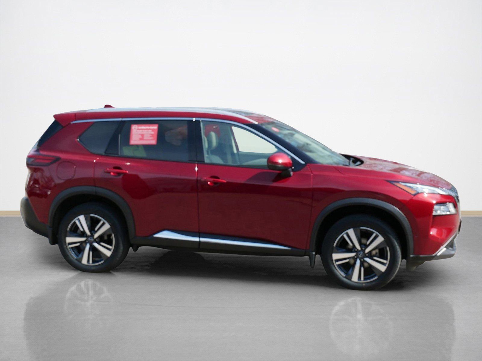 Used 2023 Nissan Rogue SL w/ SL Premium Package image 2