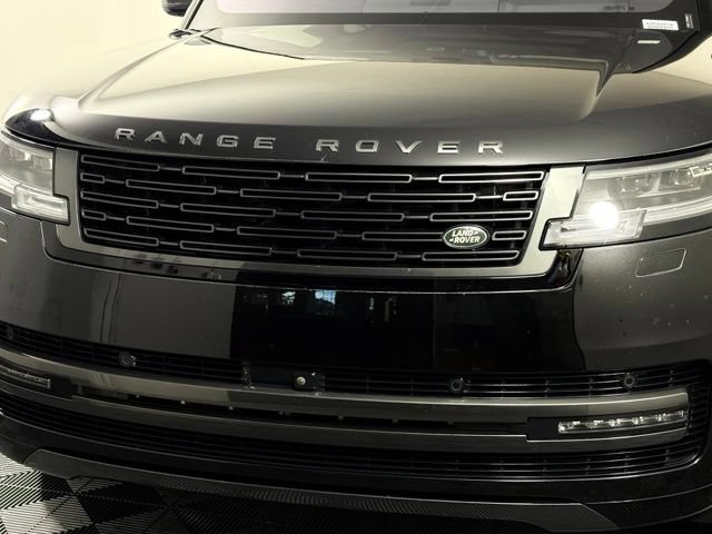 Used 2023 Land Rover Range Rover SE AWD/4WD image 12