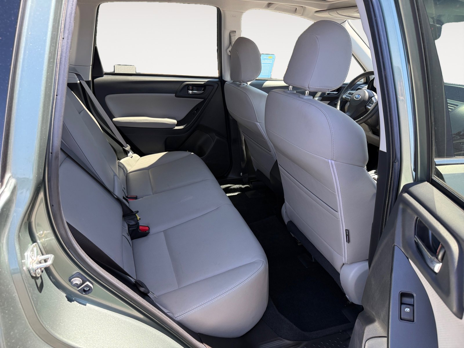 Used 2015 Subaru Forester 2.5i Limited w/ Popular Package #2 AWD/4WD image 18