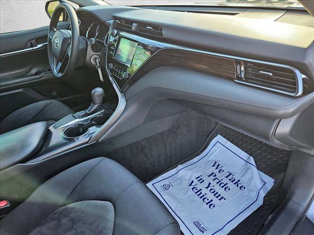Used 2019 Toyota Camry LE image 20