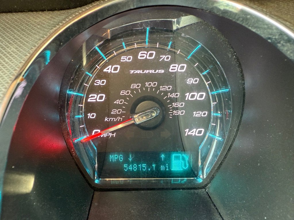 Used 2012 Ford Taurus SE image 15