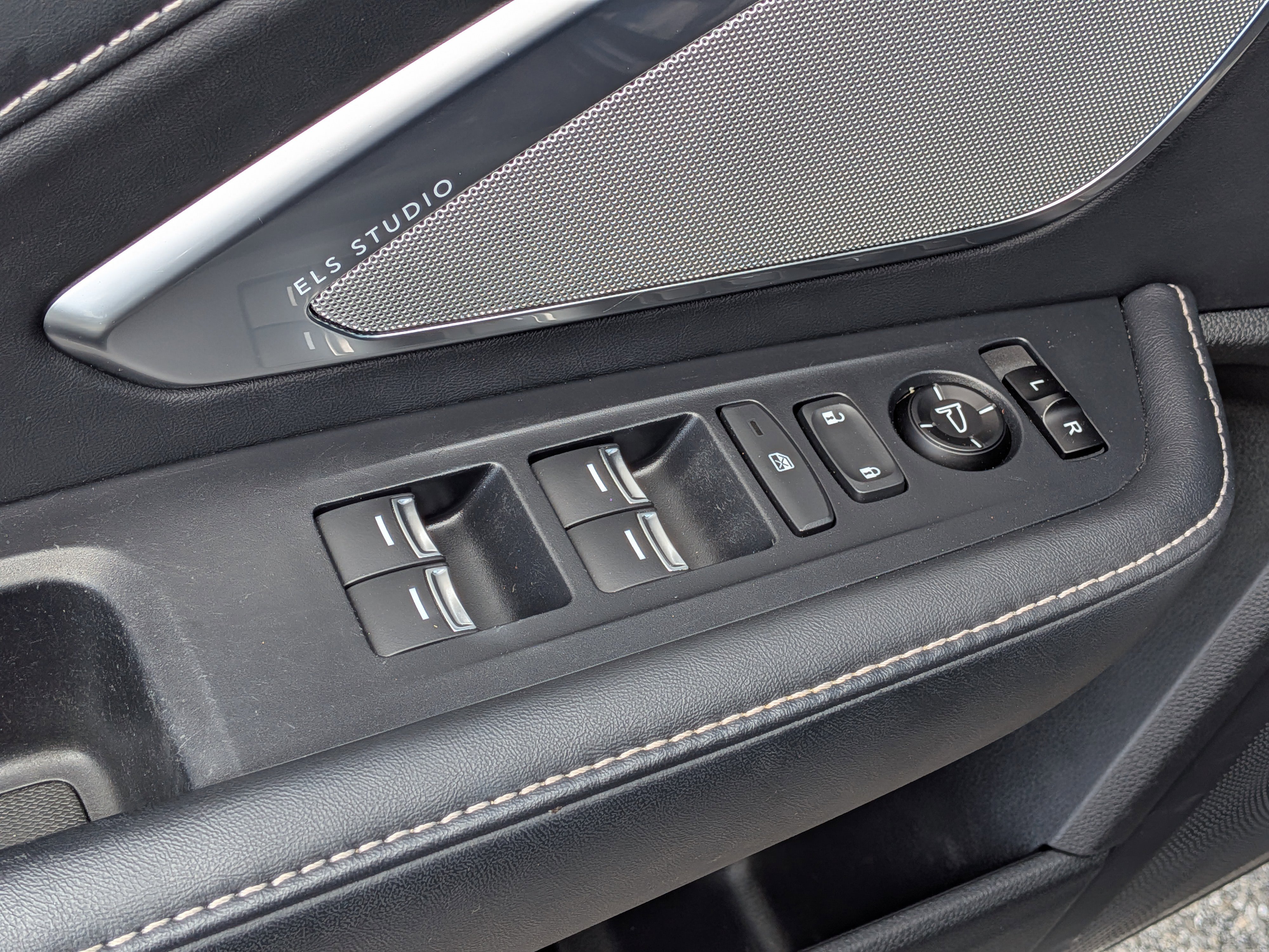 Used 2019 Acura RDX FWD w/ Technology Package image 23