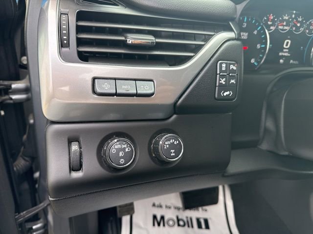 Used 2020 Chevrolet Suburban Premier image 10