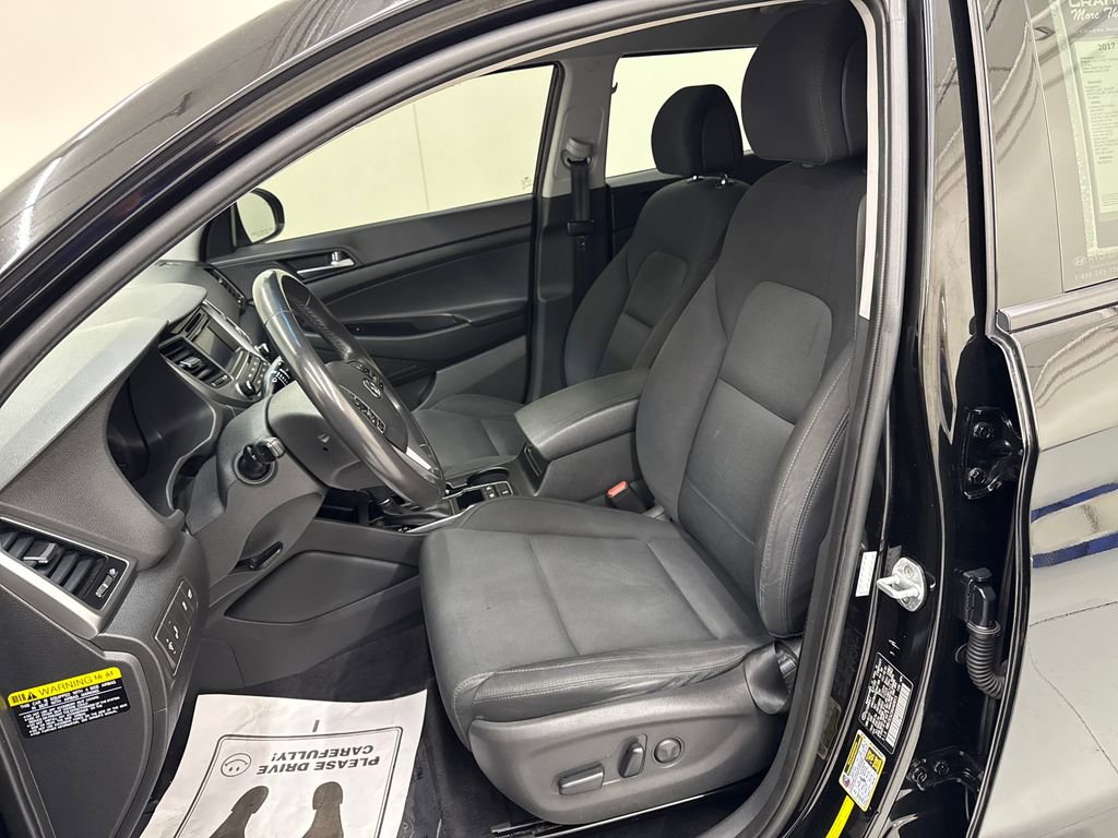 Used 2017 Hyundai Tucson Sport AWD/4WD image 13