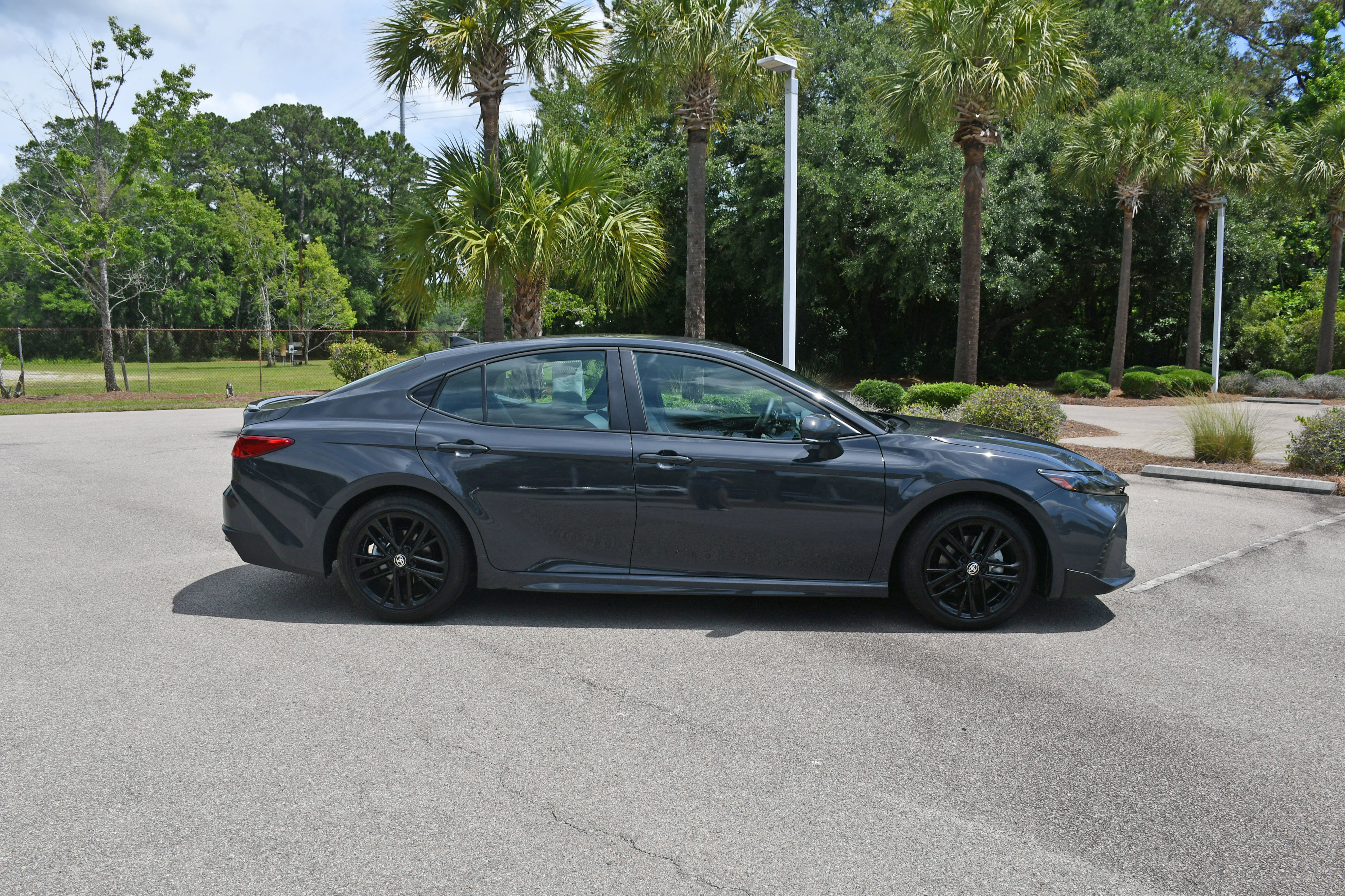 Used 2026 Toyota Camry SE FWD image 16