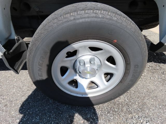 Used 2018 Chevrolet Silverado 1500 W/T RWD image 30