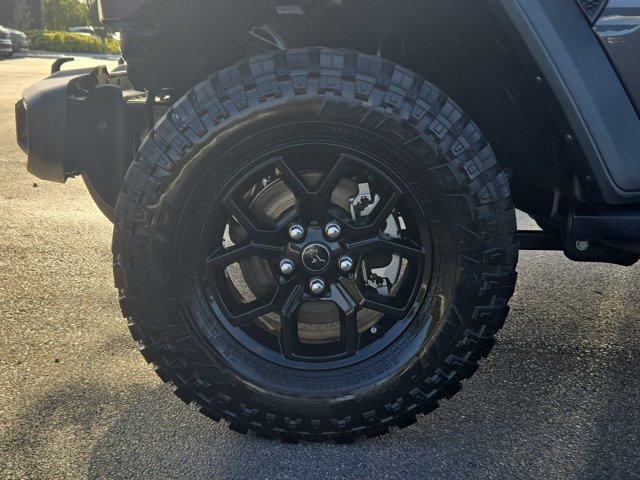 Used 2024 Jeep Wrangler Unlimited Sport AWD/4WD image 23
