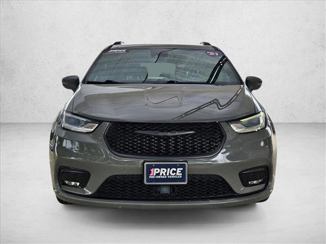 Used 2021 Chrysler Pacifica Touring-L w/ S Appearance Package FWD image 2