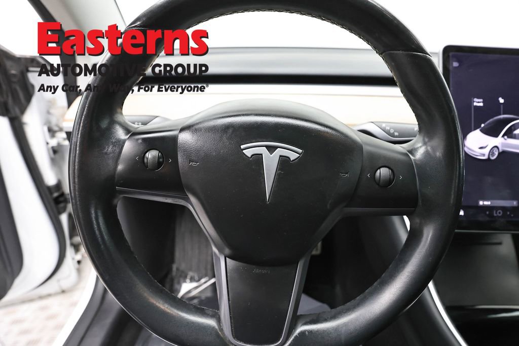 Used 2018 Tesla Model 3 Long Range image 10