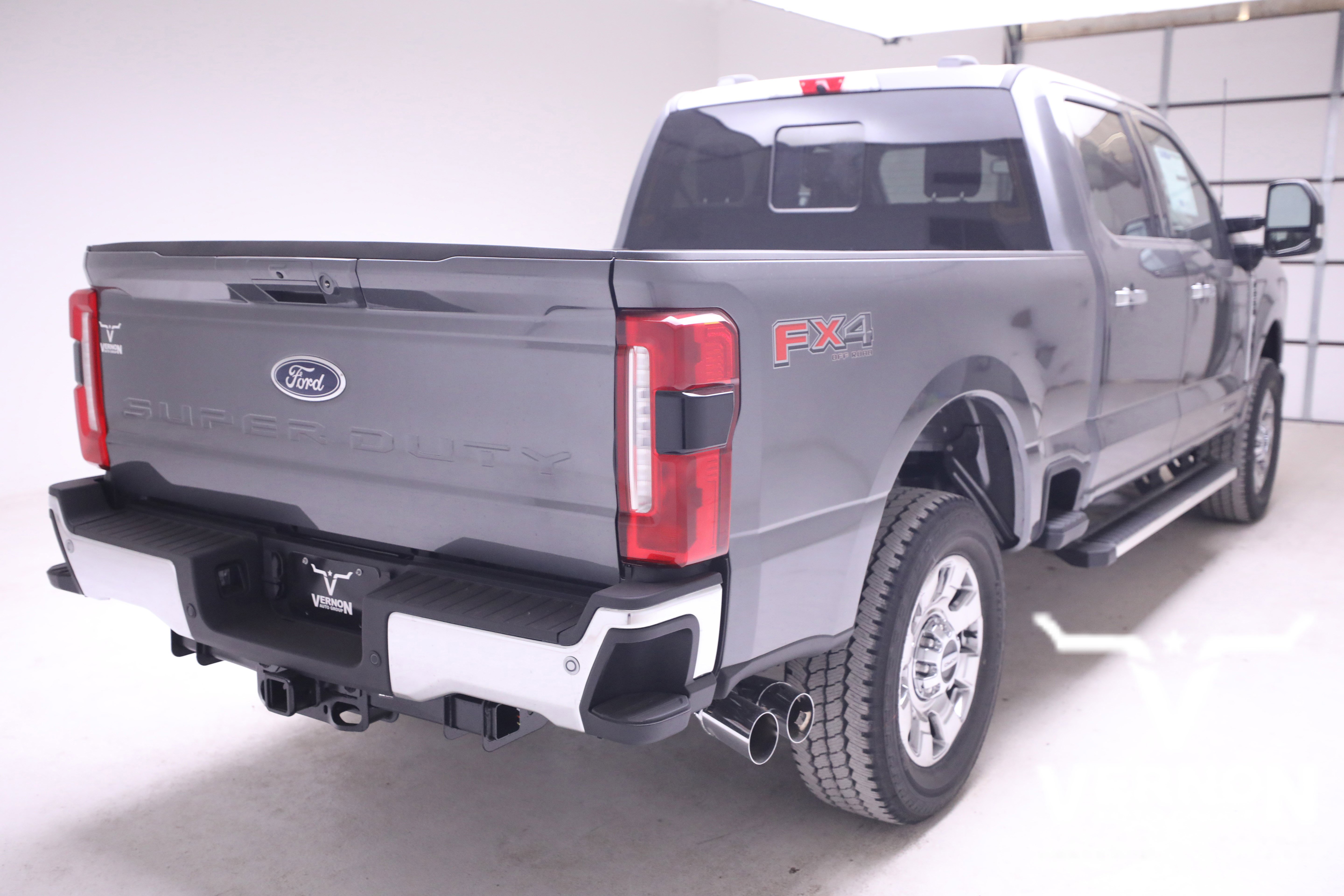 New 2026 Ford F250 Lariat w/ Chrome Package image 5