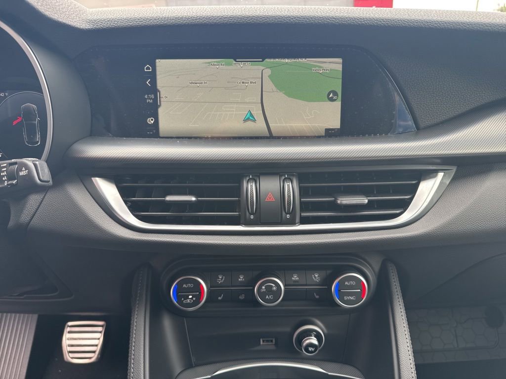New 2026 Alfa Romeo Stelvio Sprint AWD/4WD image 15