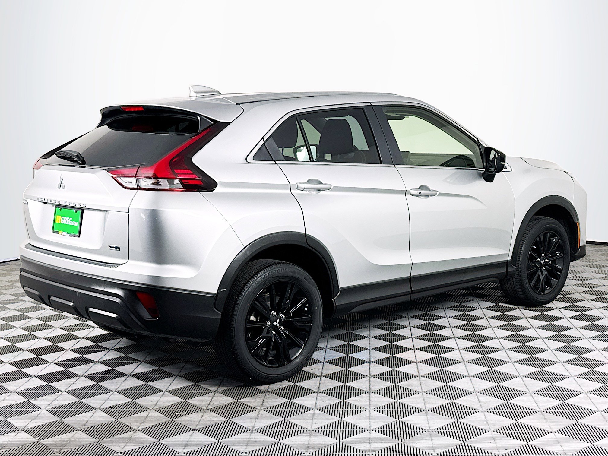 Used 2024 Mitsubishi Eclipse Cross Black Edition image 10