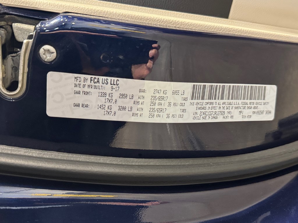 Used 2018 Chrysler Pacifica LX FWD image 31