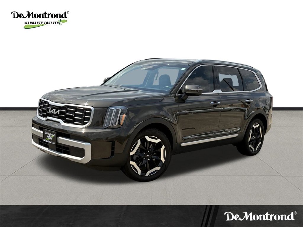 Used 2024 Kia Telluride S w/ S Sunroof Package