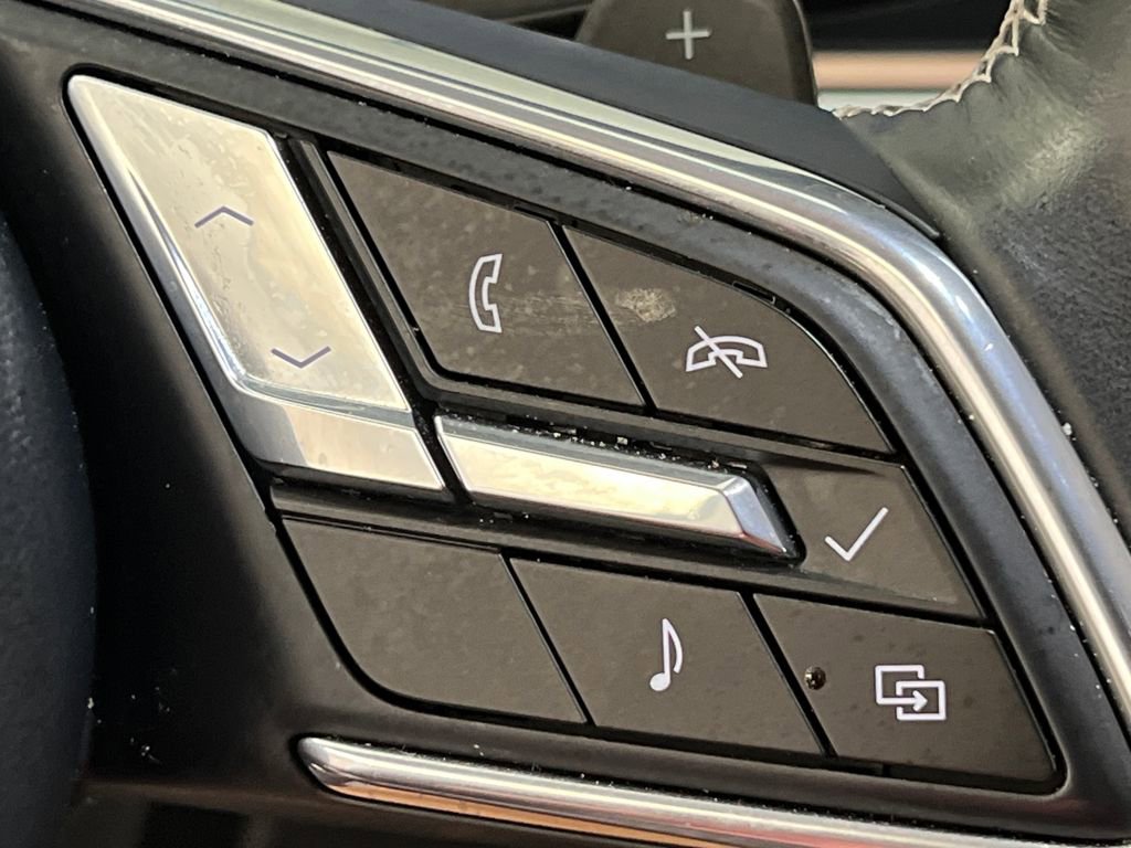 Used 2024 Buick Envision Sport Touring image 41