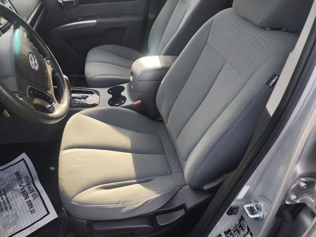 Used 2012 Hyundai Santa Fe GLS image 10