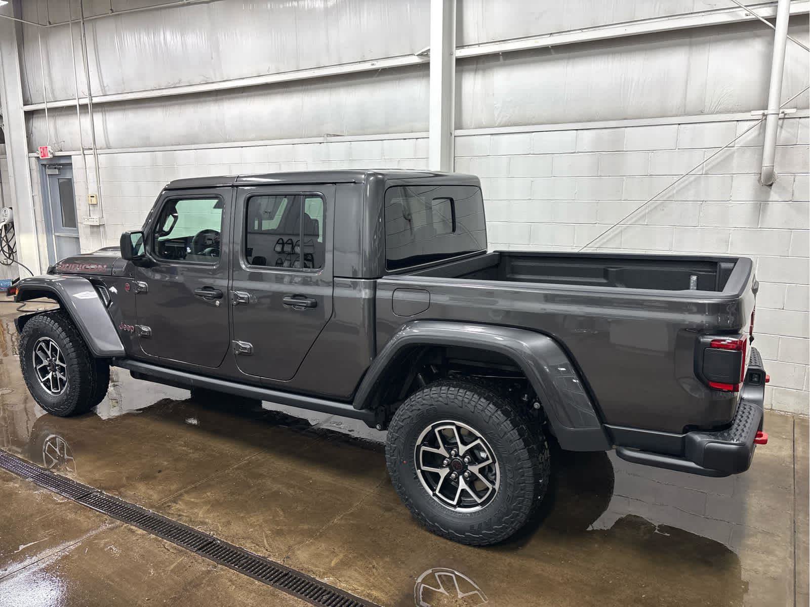 New 2026 Jeep Gladiator Rubicon AWD/4WD image 38