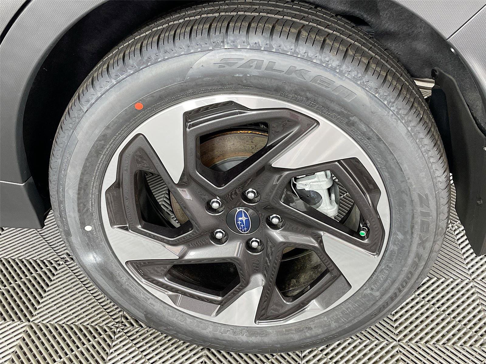 Certified 2025 Subaru Crosstrek 2.5i Limited w/ Popular Package #4A image 17