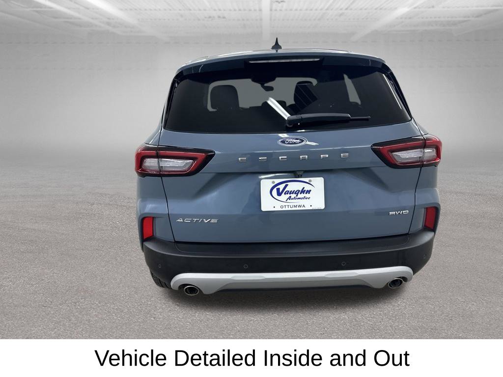 Used 2024 Ford Escape Active w/ Tech Pack #1 AWD/4WD image 11