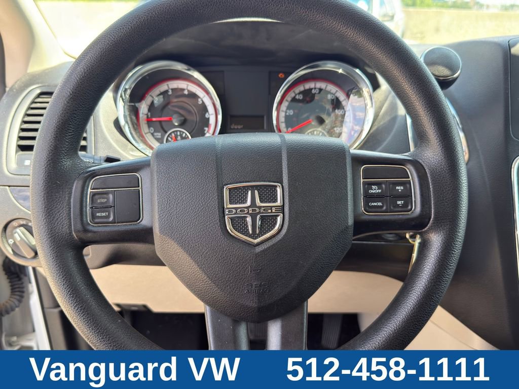 Used 2019 Dodge Grand Caravan SE FWD image 14