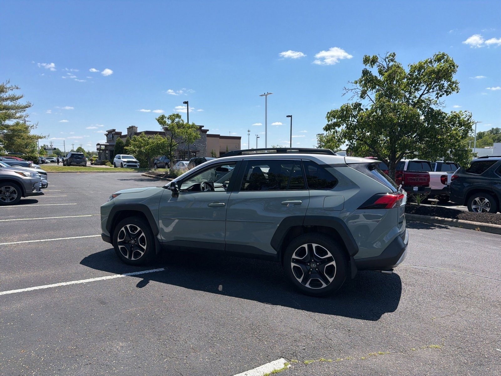 Used 2019 Toyota RAV4 Adventure AWD/4WD image 9