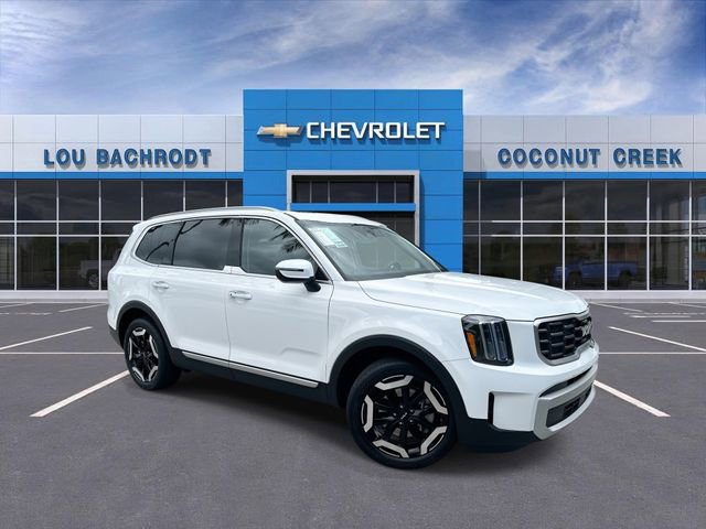 Used 2025 Kia Telluride S FWD video 2