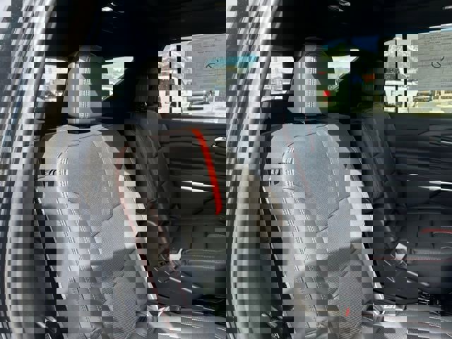 New 2026 Chevrolet Traverse RS w/ LPO, Floor Liner Package image 15