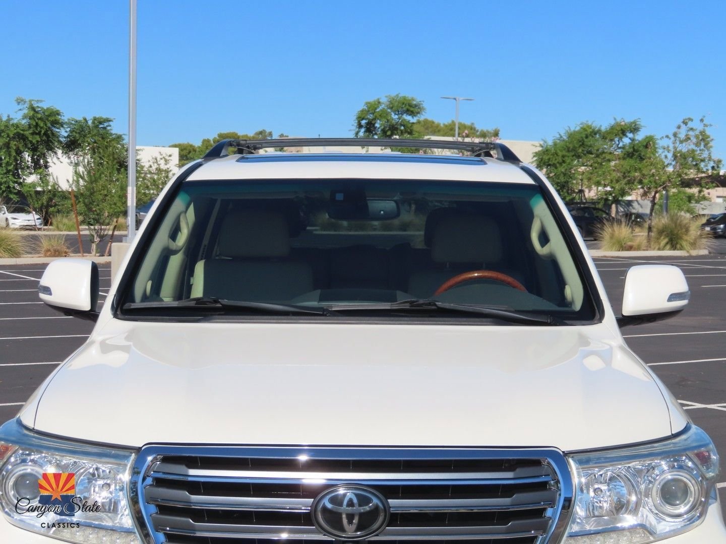Used 2014 Toyota Land Cruiser image 30