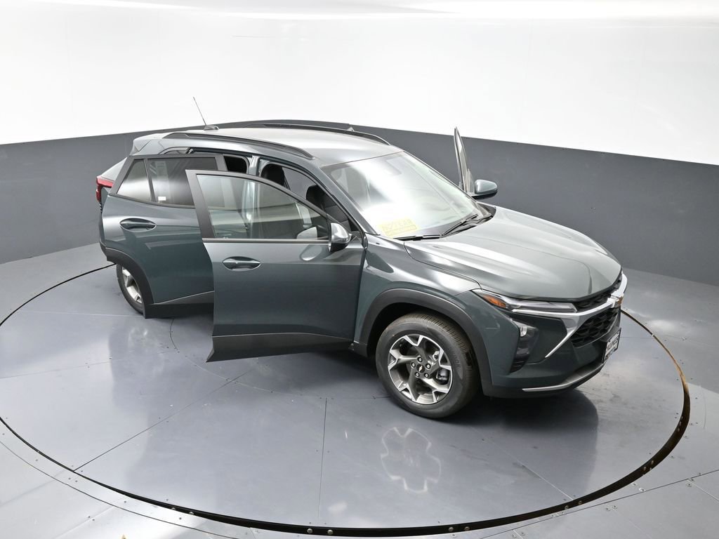 New 2025 Chevrolet Trax LT w/ Driver Confidence Package image 51