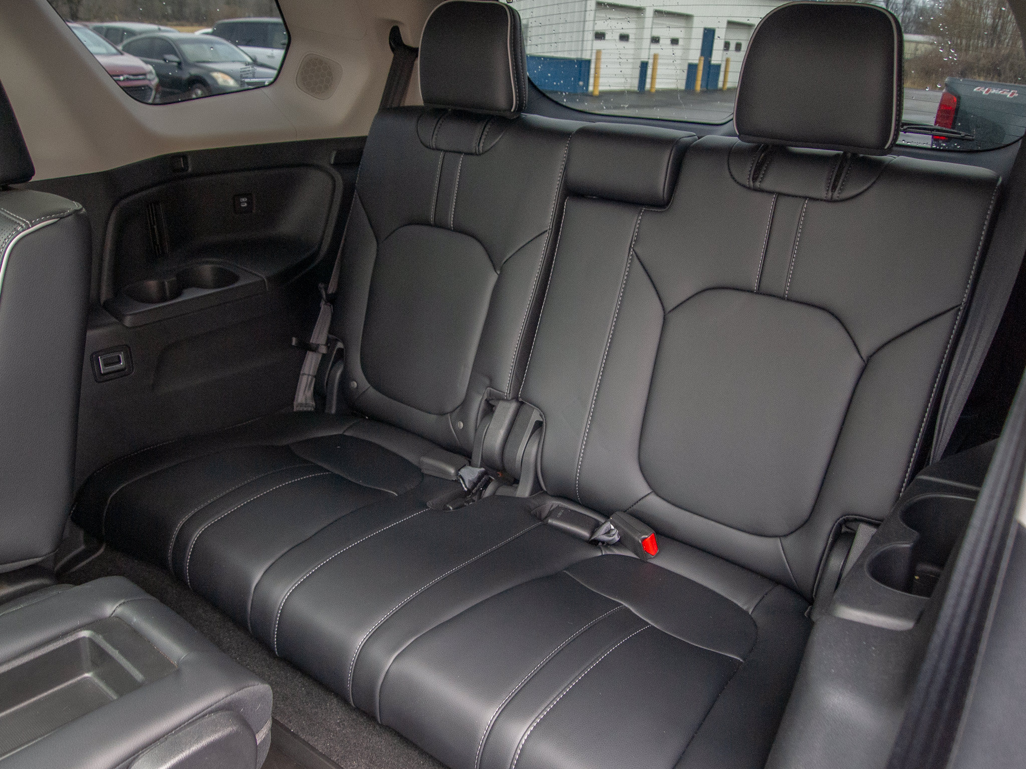 Used 2025 Honda Pilot Elite image 32