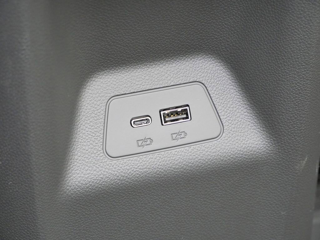 New 2026 Buick Envision Sport Touring image 40