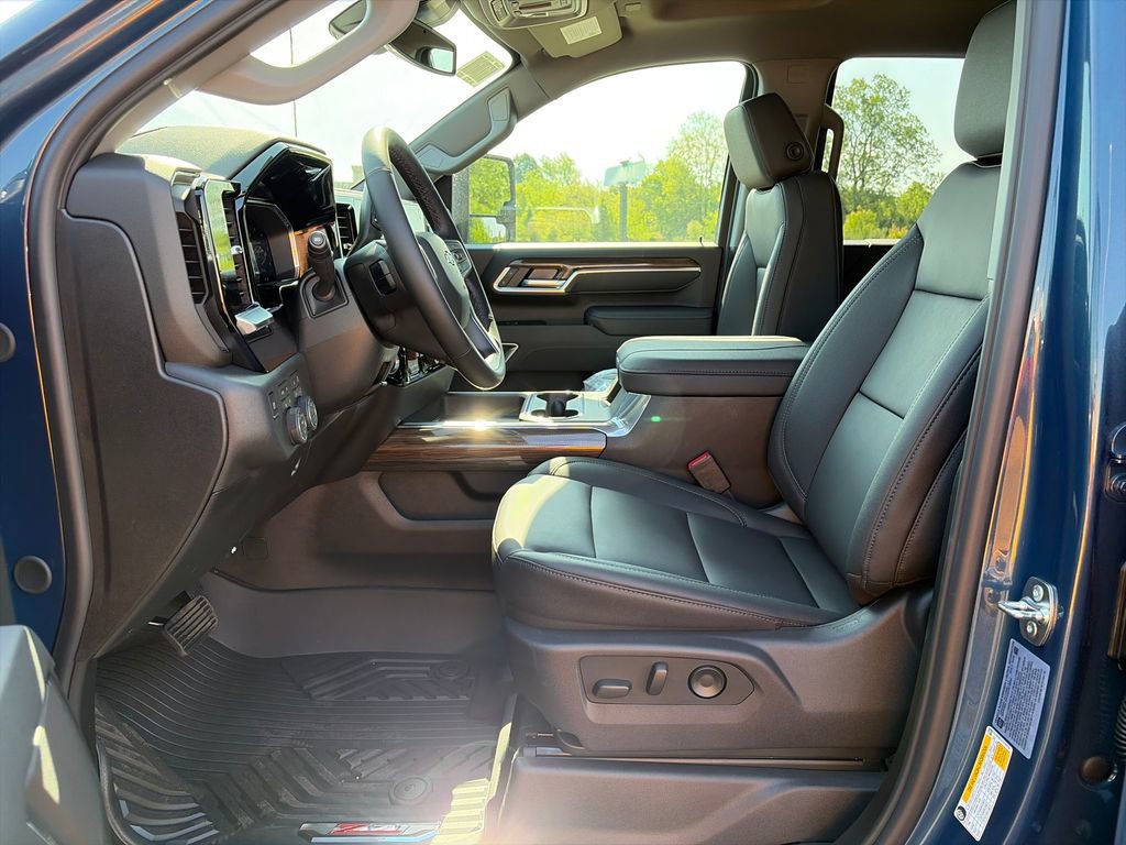New 2026 Chevrolet Silverado 2500 LT w/ Trail Boss Package AWD/4WD image 13