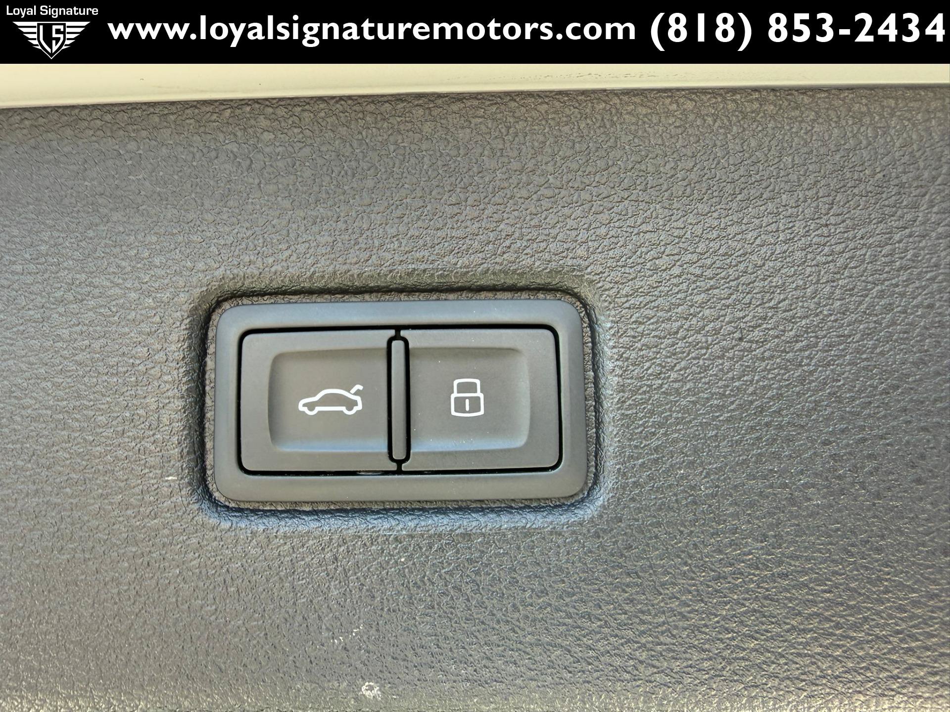 Used 2019 Audi Q7 2.0T Premium w/ Convenience Package AWD/4WD image 11