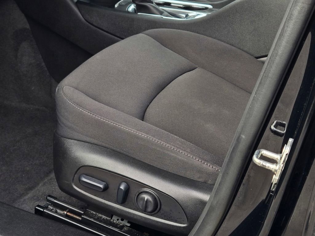 Used 2024 Chevrolet Malibu LT image 29