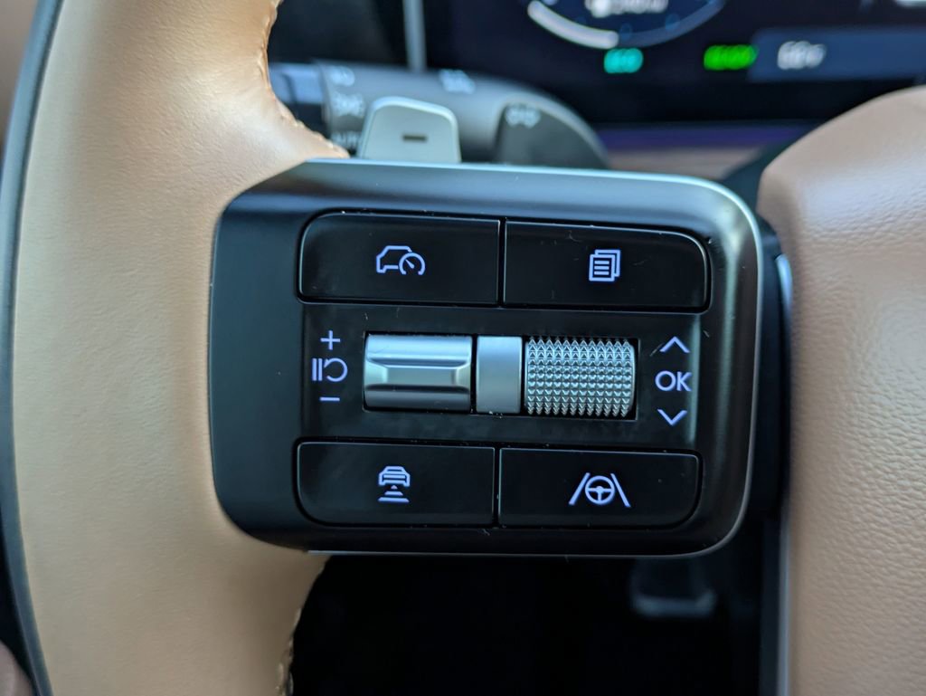 Used 2026 Hyundai Santa Fe Calligraphy FWD image 28