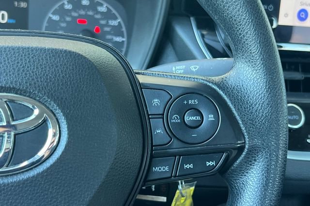 Used 2023 Toyota Corolla LE image 29