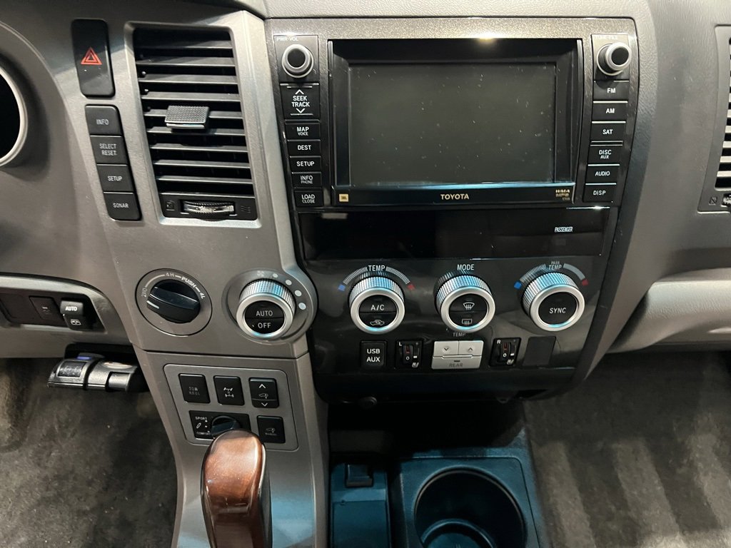 Used 2012 Toyota Sequoia Platinum image 42