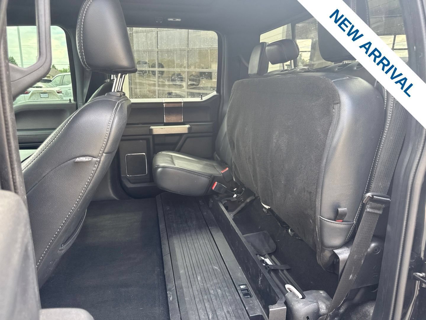 Used 2022 Ford F350 Lariat w/ Tremor Off-Road Package AWD/4WD image 16