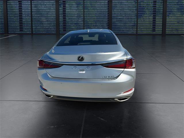 Certified 2024 Lexus ES 350 w/ Premium Package image 7